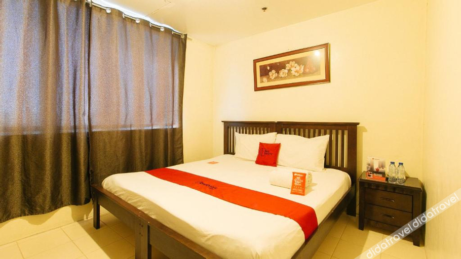 RedDoorz Plus @ E Rodriguez Corner Banawe 2*
