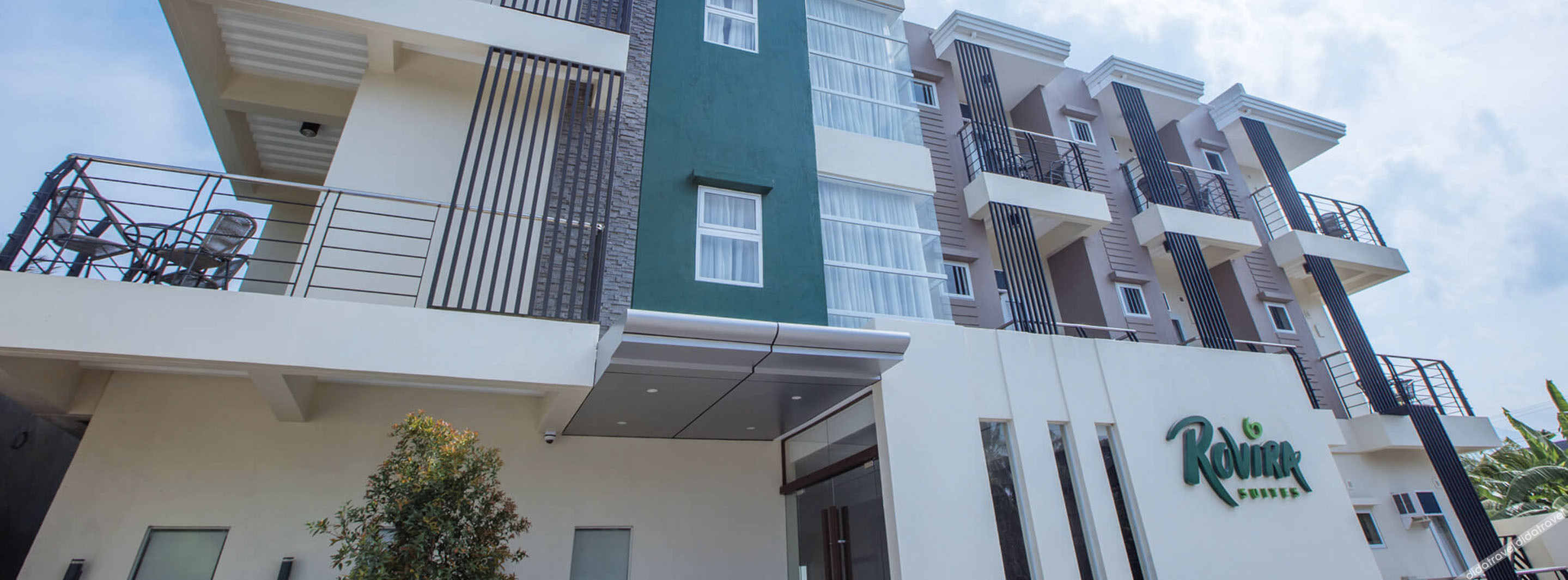 Rovira Suites 3*