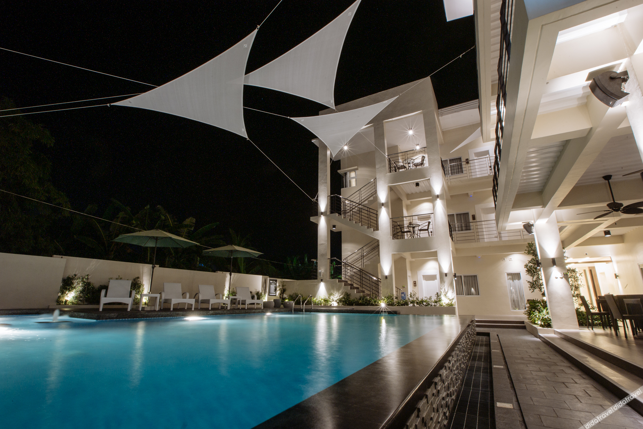 Rovira Suites 3*