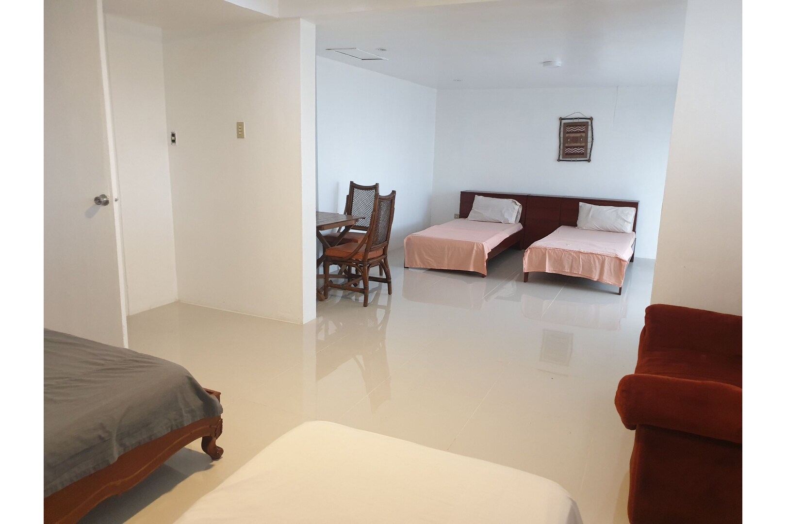 OYO 588 Sunrock Resort 2*