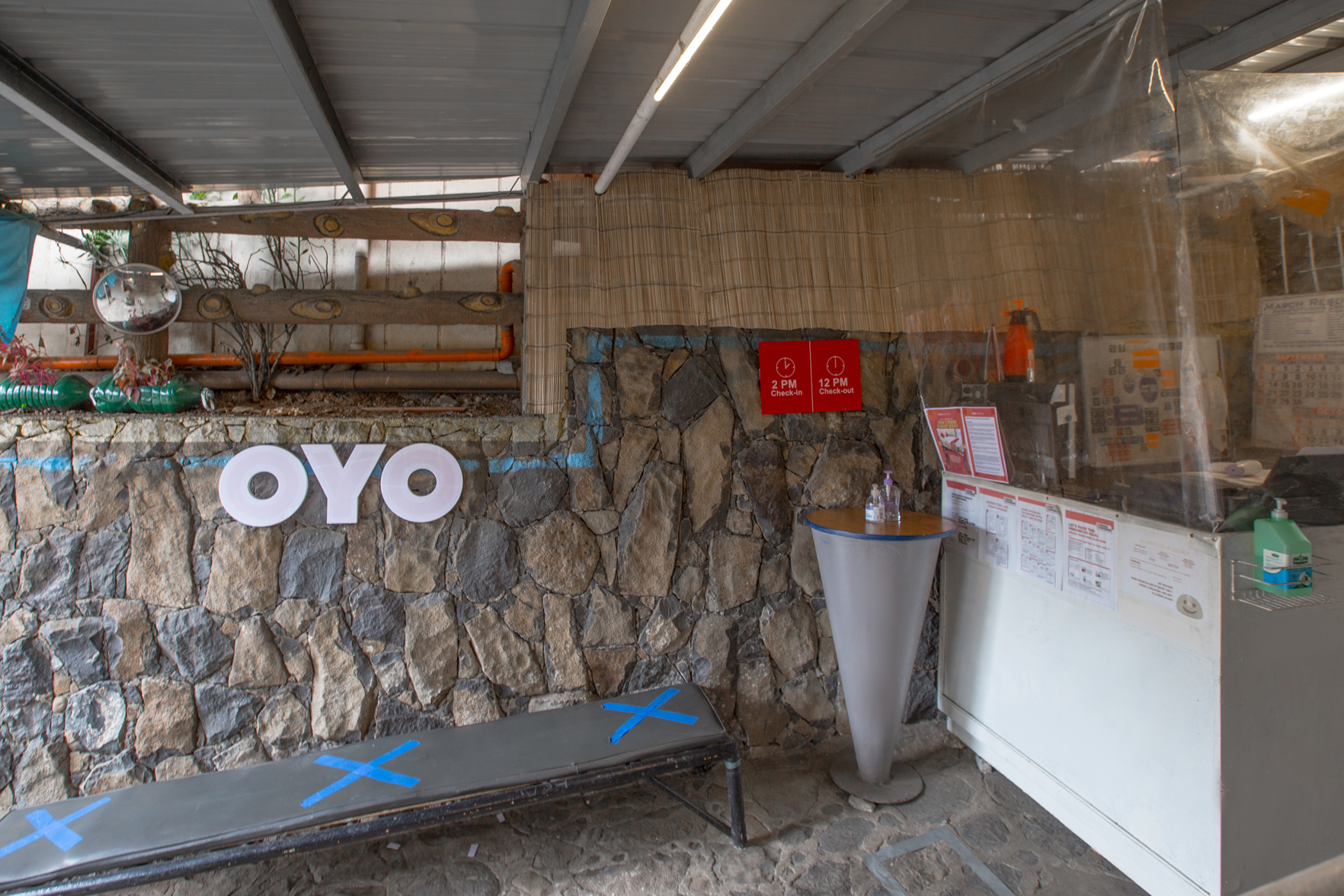 OYO 588 Sunrock Resort 2*