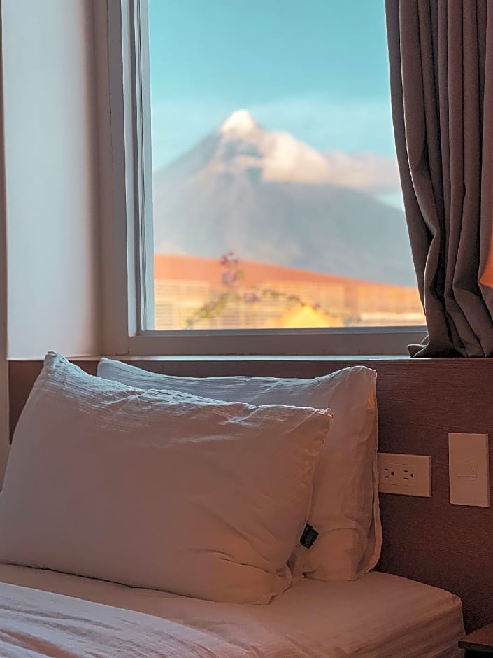 Hotel Sentro Legazpi 3*