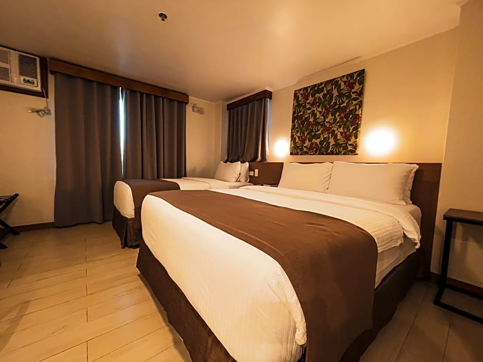 Hotel Sentro Legazpi 3*