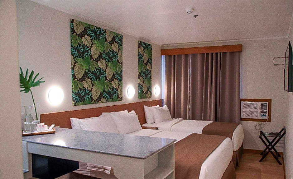 Hotel Sentro Legazpi 3*