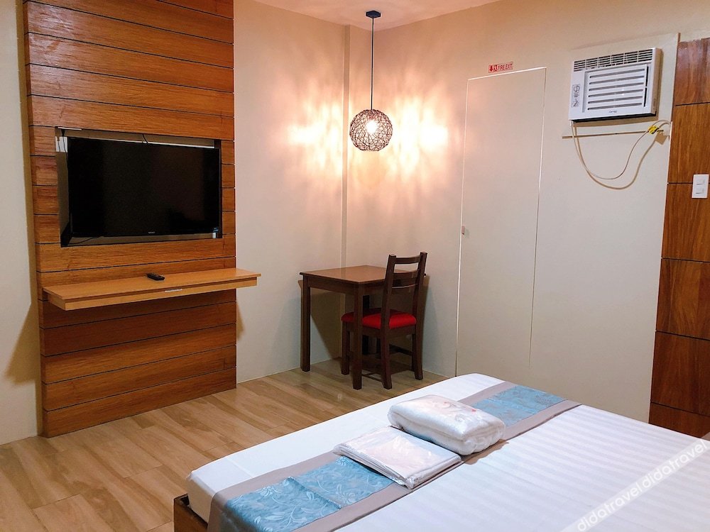 Sky Hotel Pampanga 3*