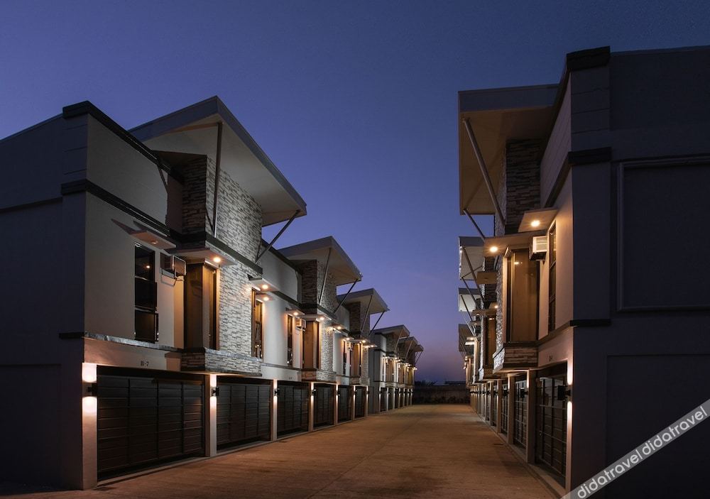 Sky Hotel Pampanga 3*