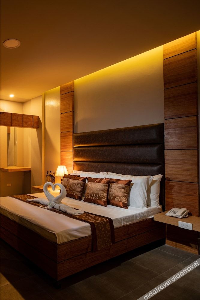 Sky Hotel Pampanga 3*