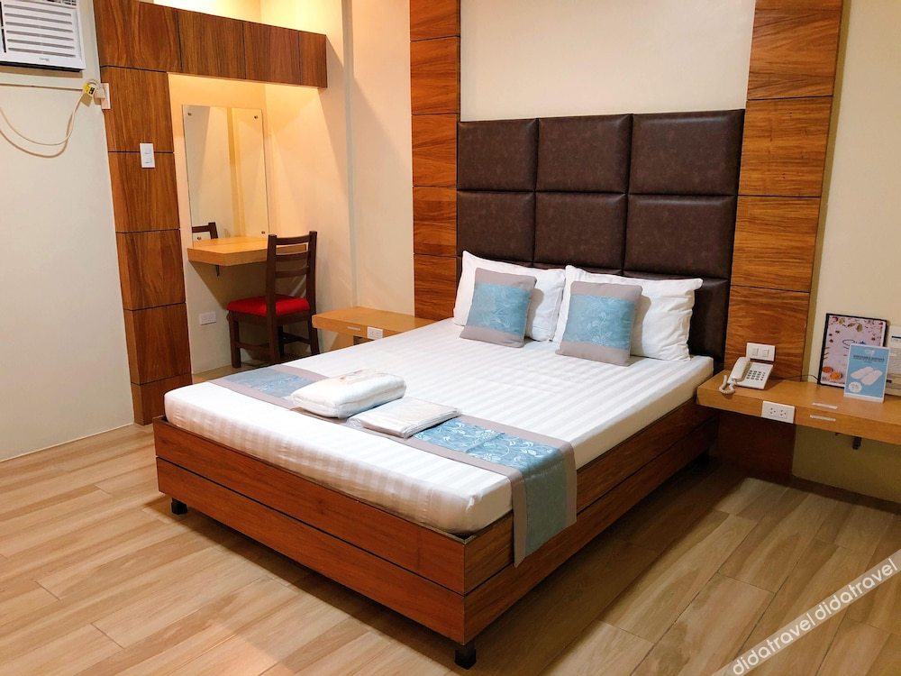 Sky Hotel Pampanga 3*