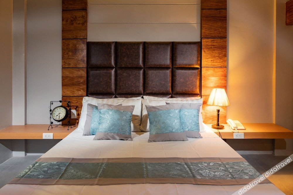 Sky Hotel Pampanga 3*