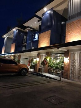 The Madeline Boutique Hotel & Suites 3*