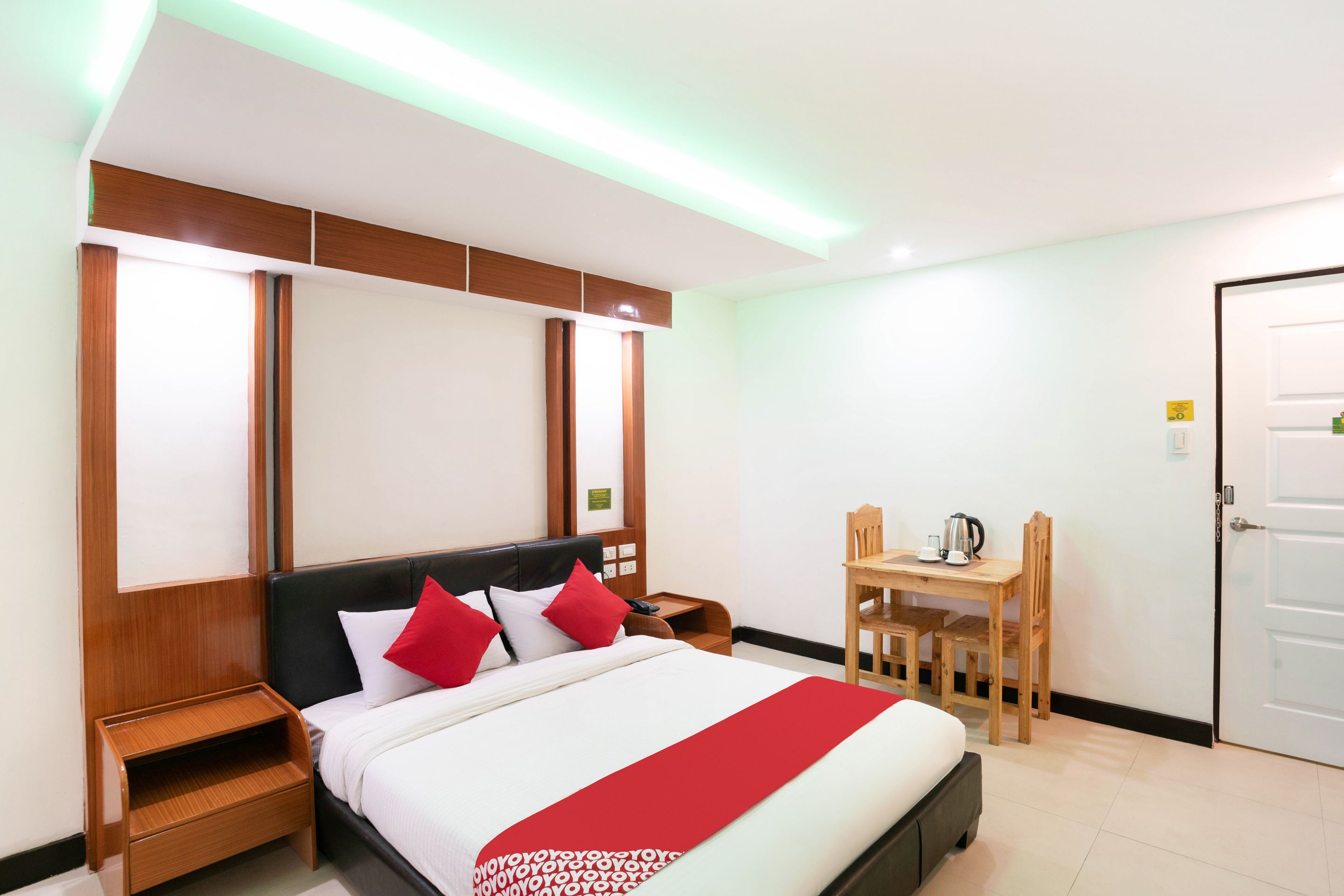 OYO 195 Ranchotel - Binan 2*