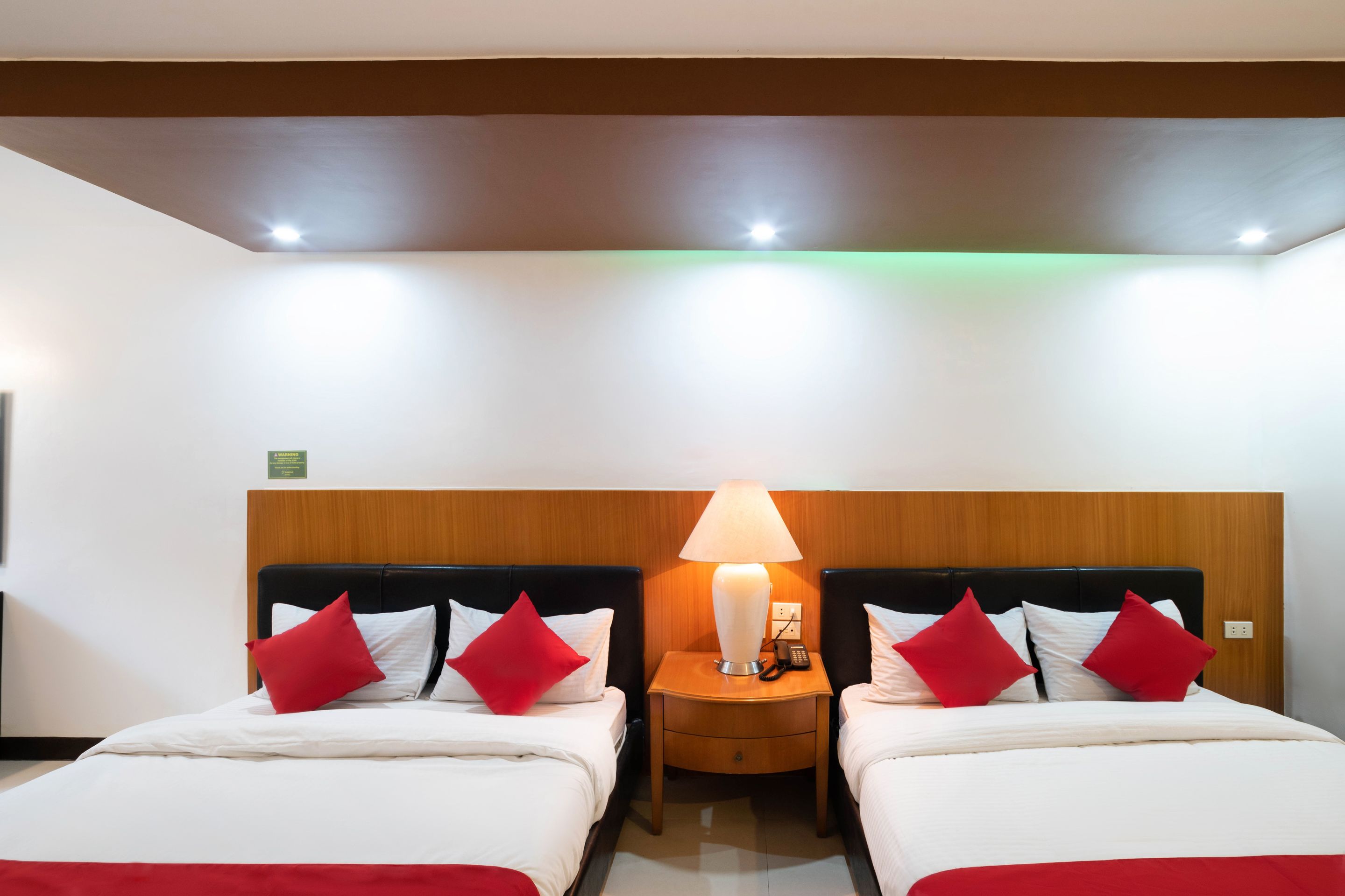 OYO 195 Ranchotel - Binan 2*