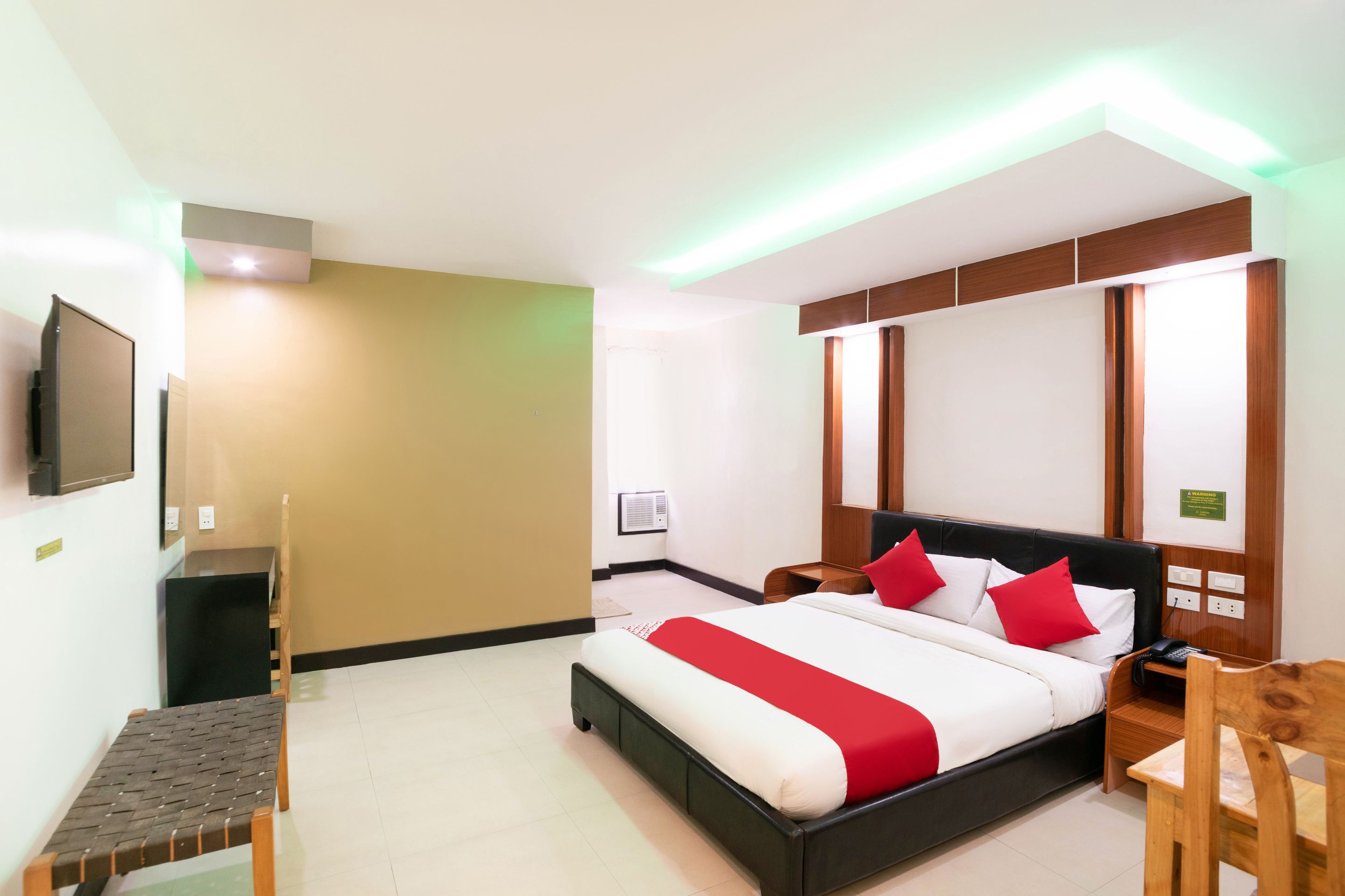 OYO 195 Ranchotel - Binan 2*