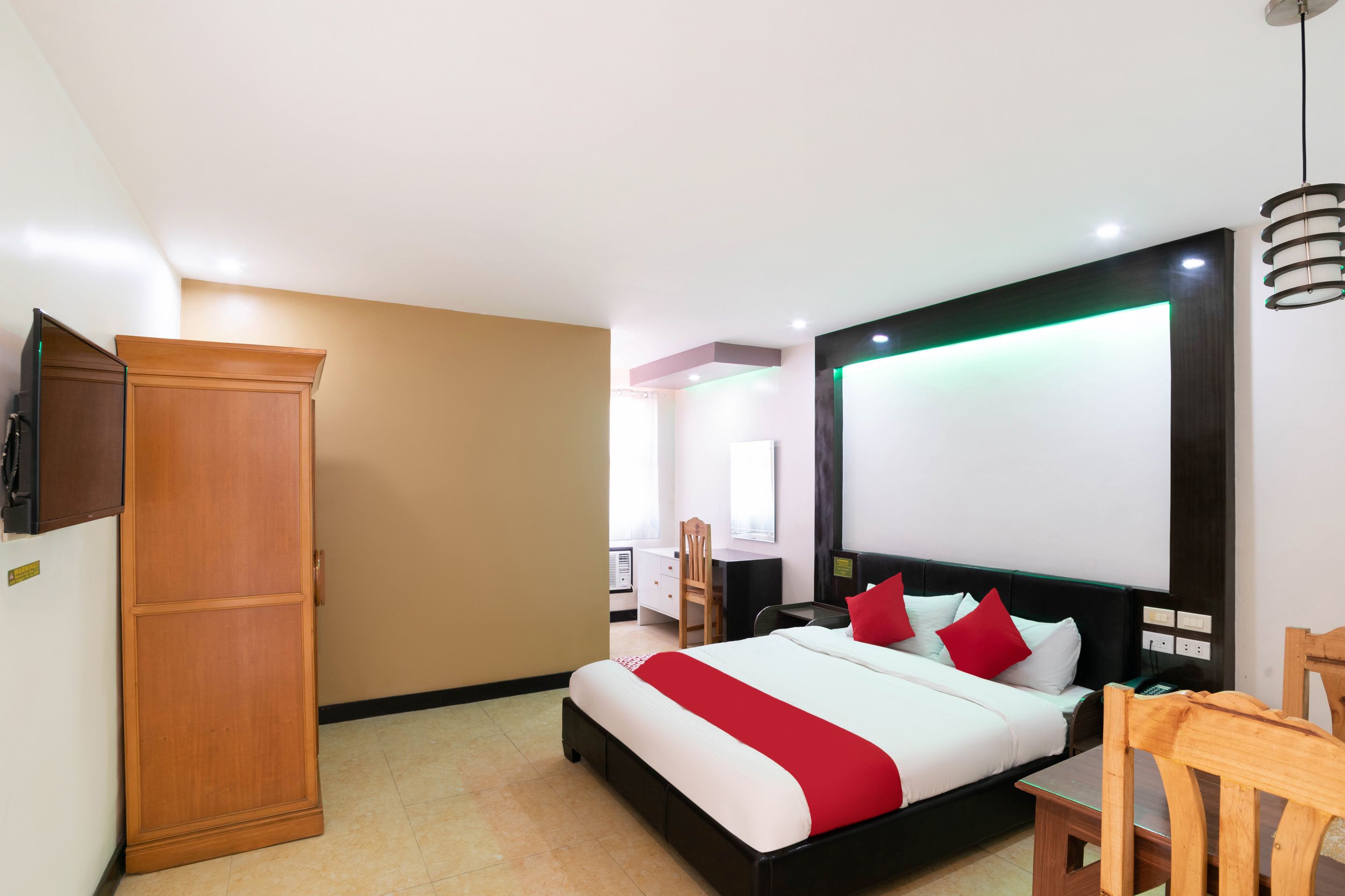 OYO 195 Ranchotel - Binan 2*