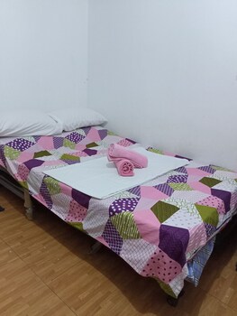 Ekonumi Rooms at Benrosi Plaza 3*