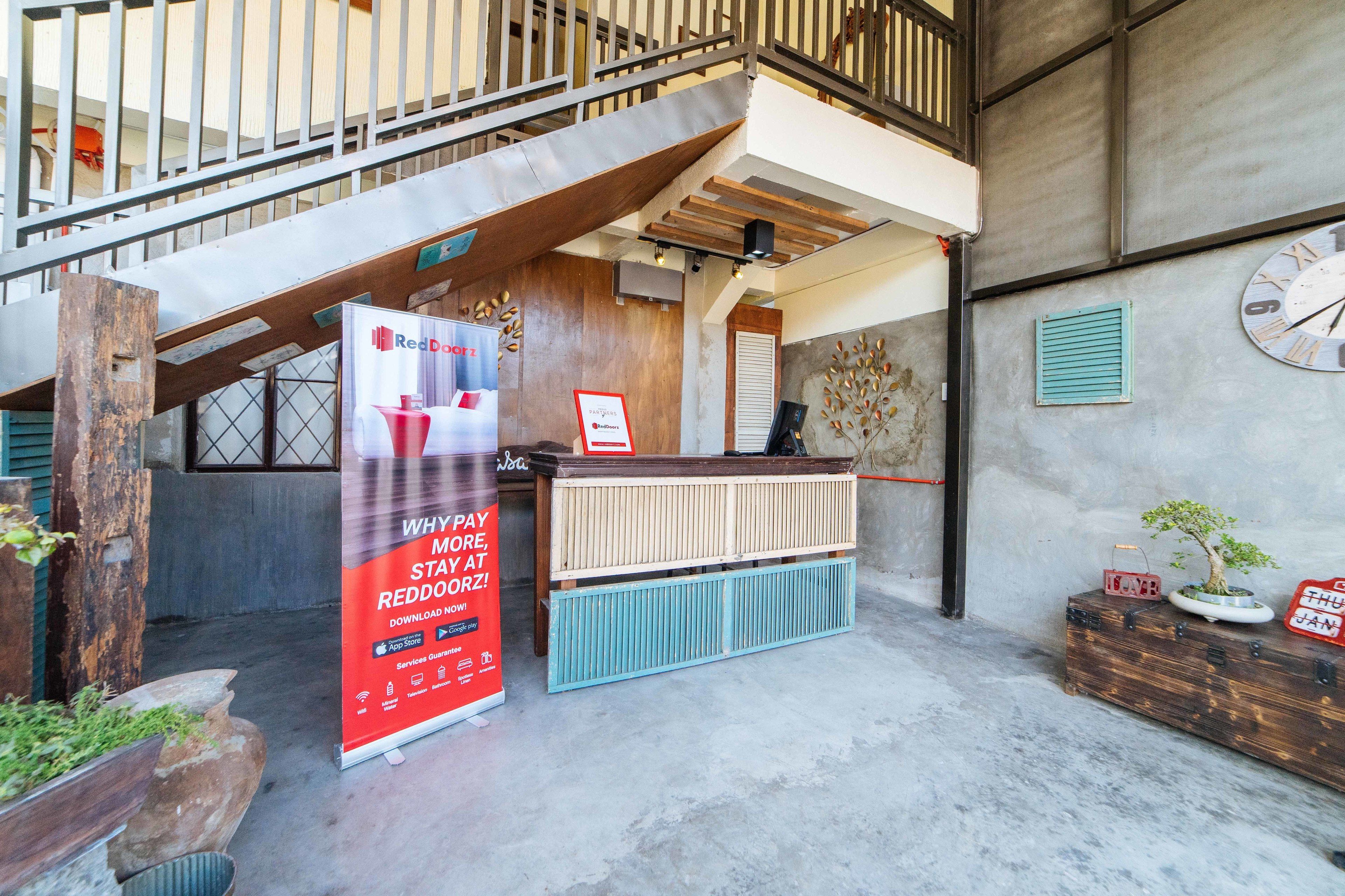 RedDoorz Plus @ Sindalan San Fernando City 3*