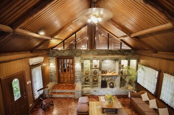 Malagos Garden Resort 4*