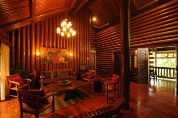 Malagos Garden Resort 4*