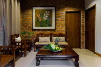 Malagos Garden Resort 4*