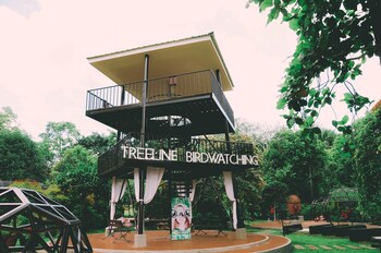 Malagos Garden Resort 4*