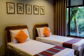 Malagos Garden Resort 4*