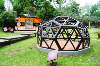 Malagos Garden Resort 4*