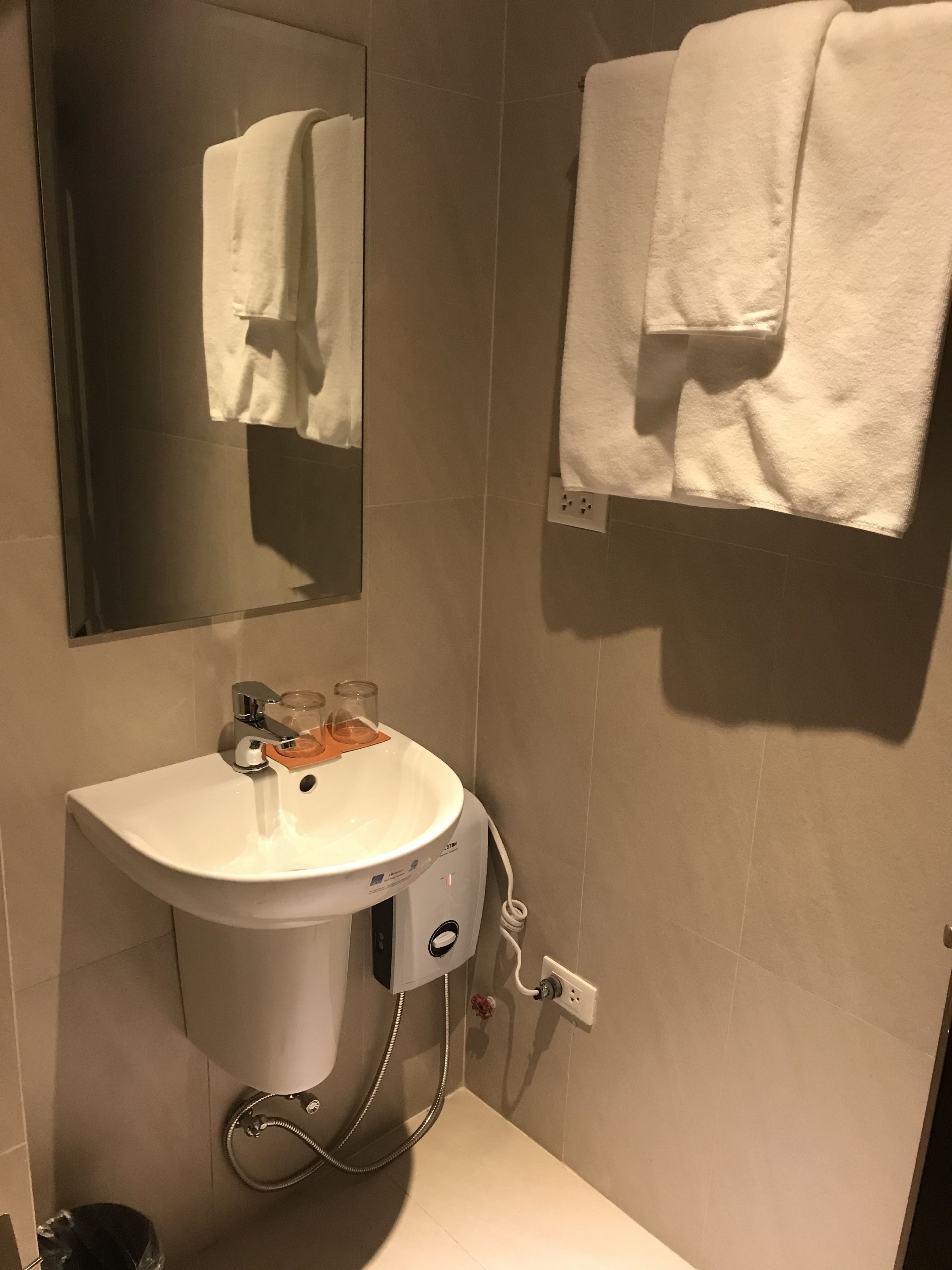 Maxx Hotel Ortigas 3*