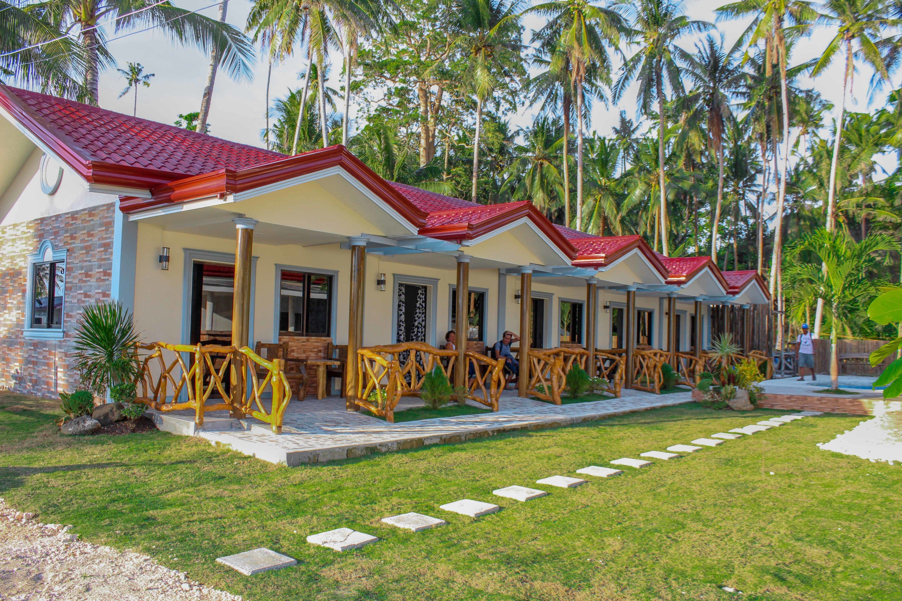 Aloha Seaside  Resort 3*