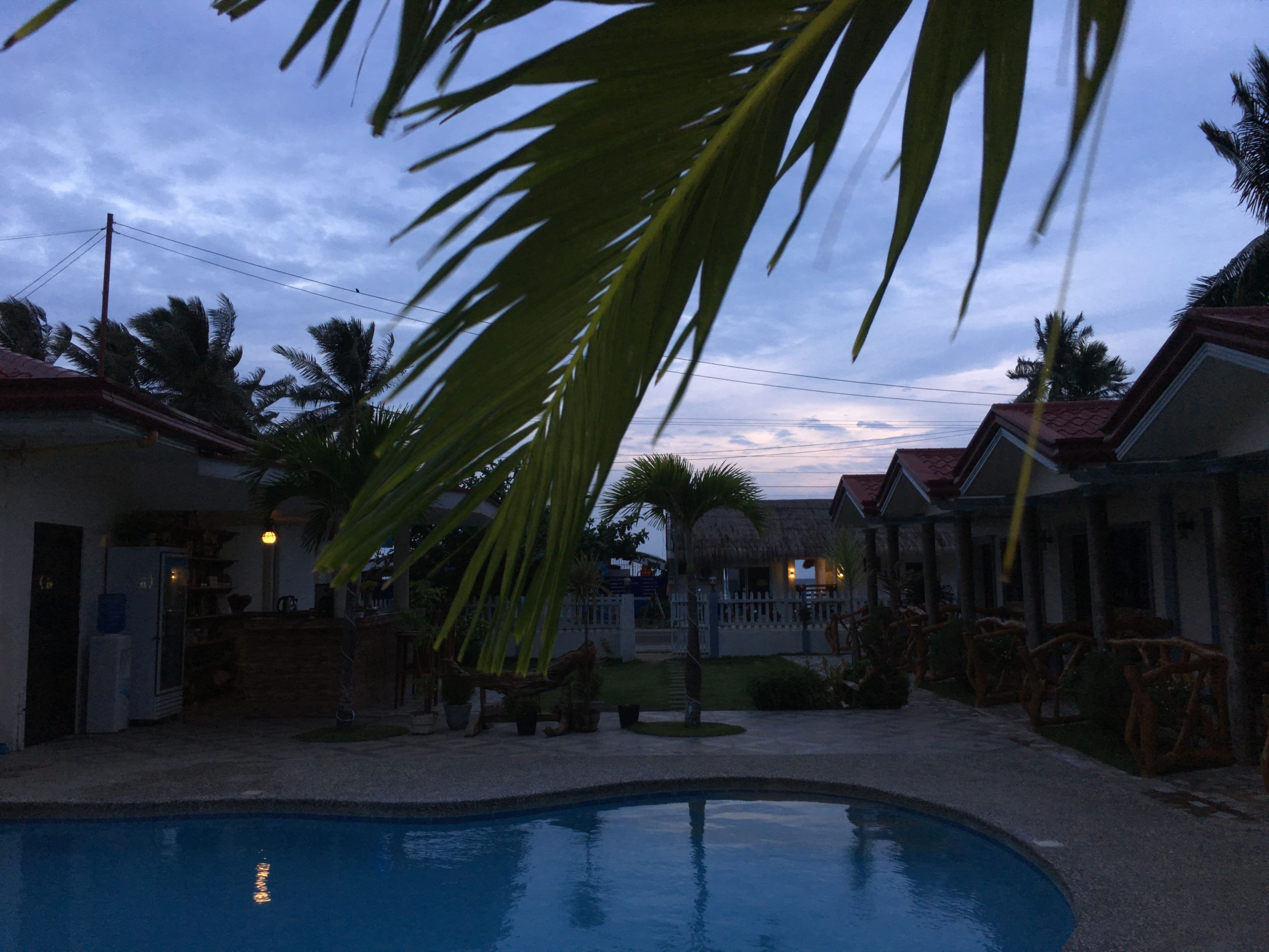 Aloha Seaside  Resort 3*