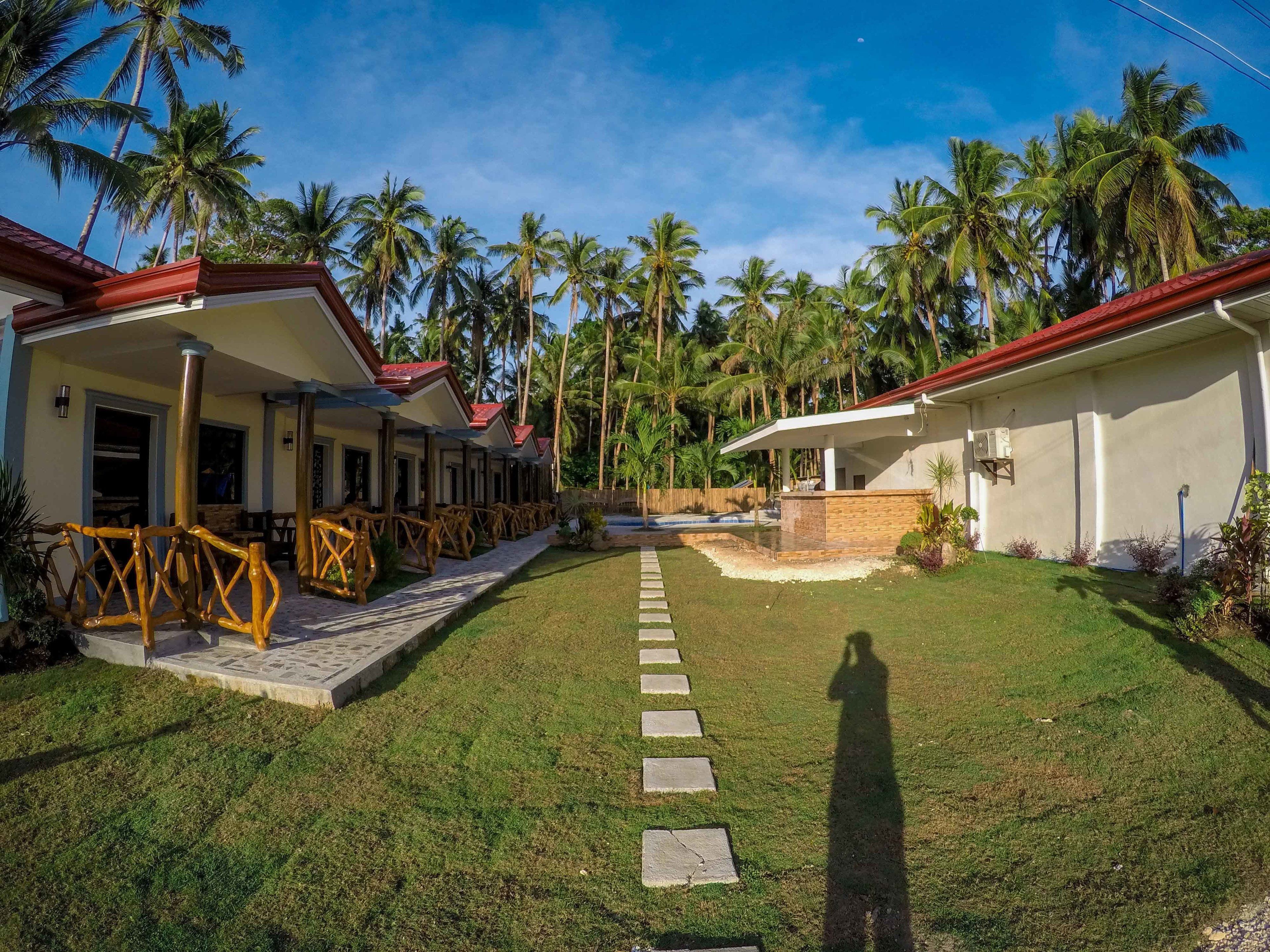 Aloha Seaside  Resort 3*