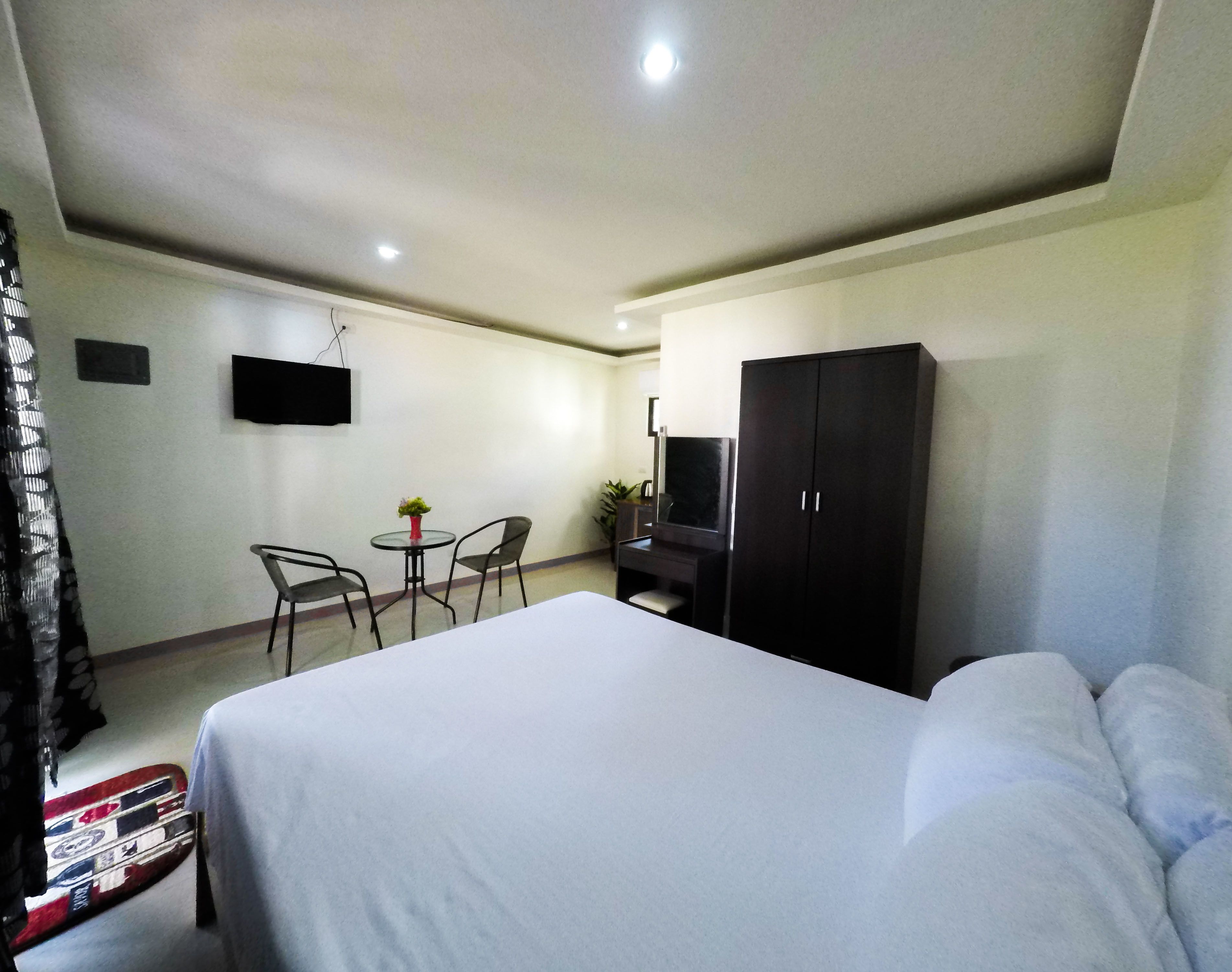 Aloha Seaside  Resort 3*