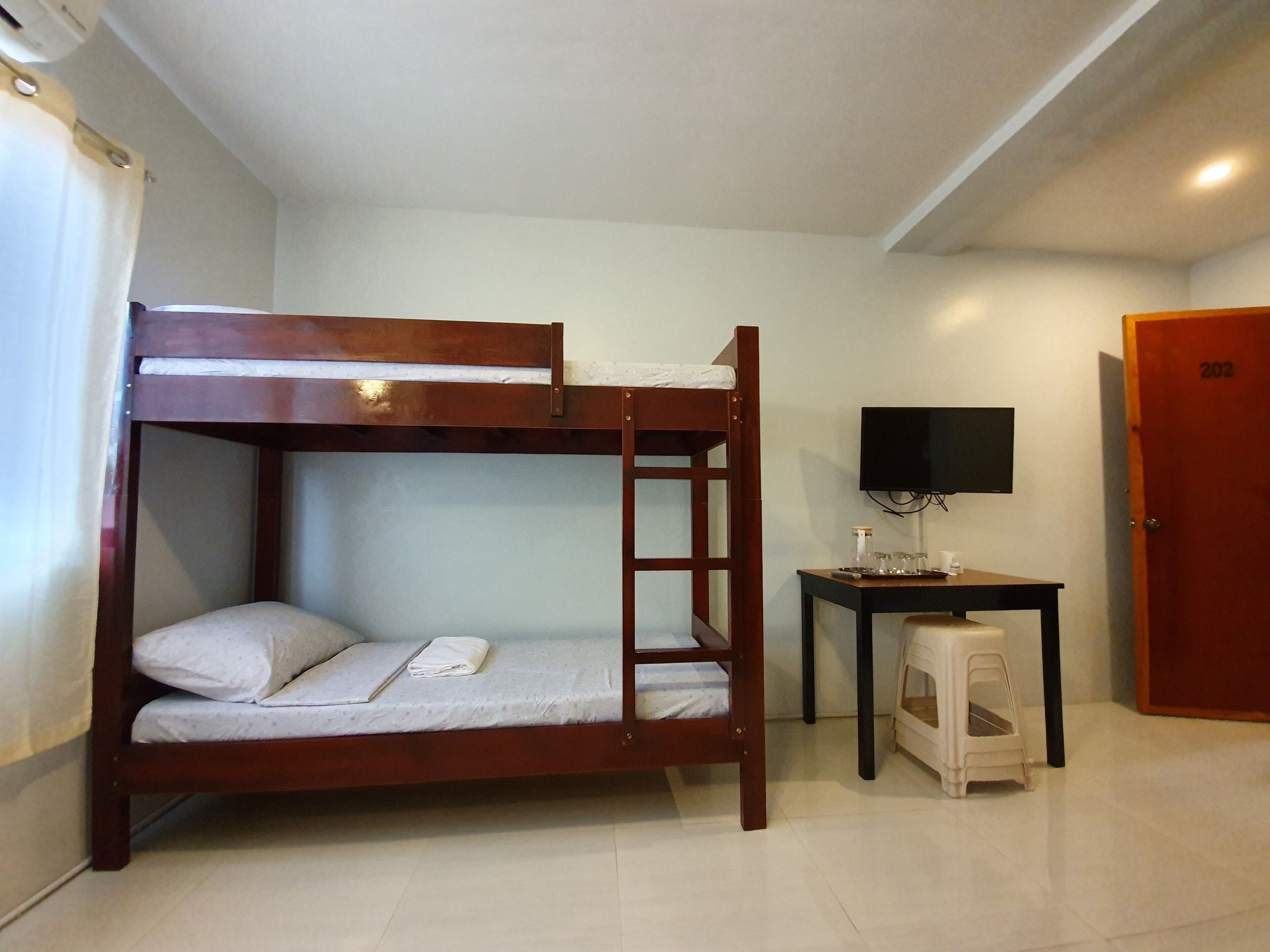 Lufian Dormitel 4*