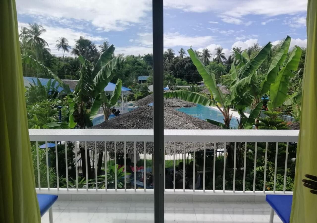 Sweet Water Resort 3*