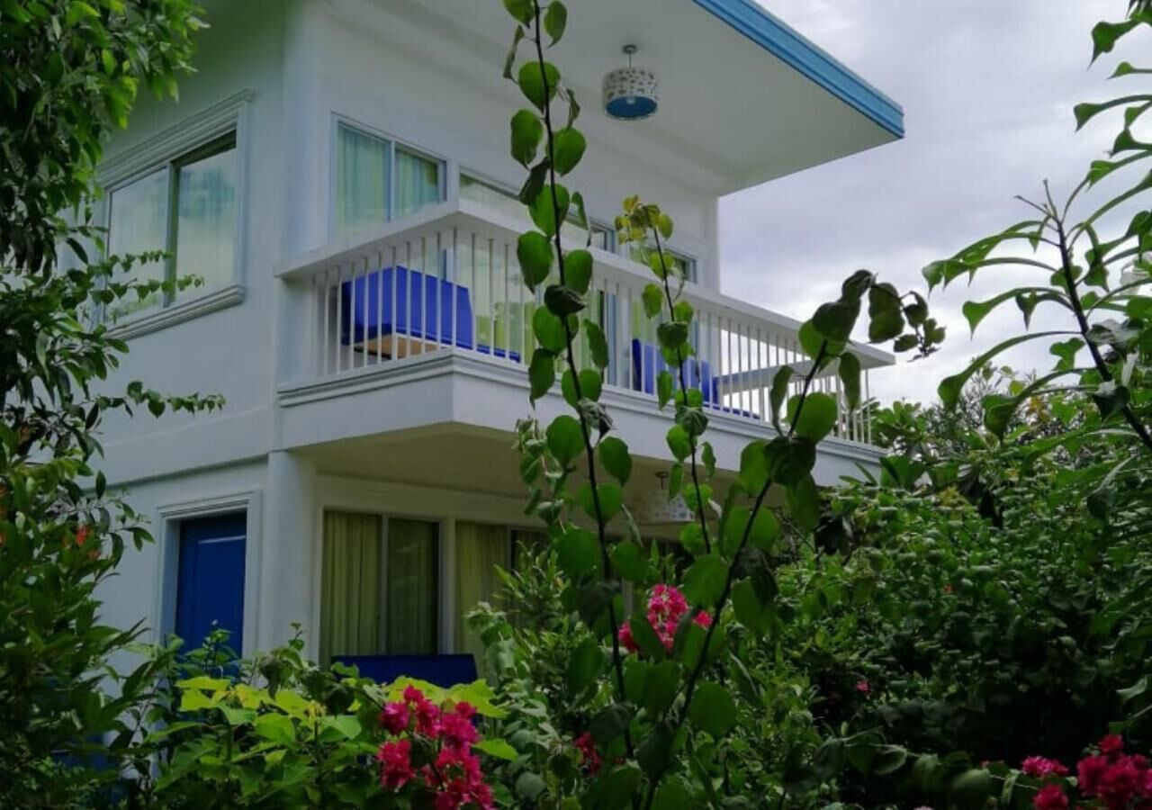 Sweet Water Resort 3*