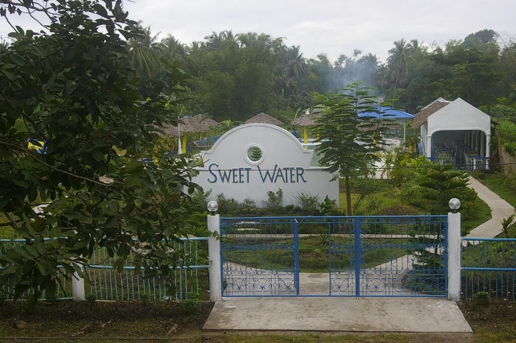 Sweet Water Resort 3*