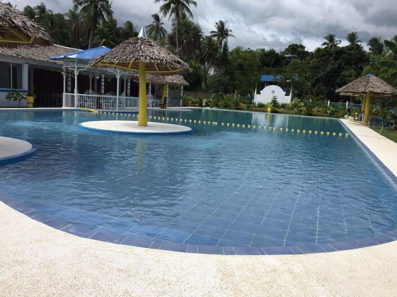 Sweet Water Resort 3*