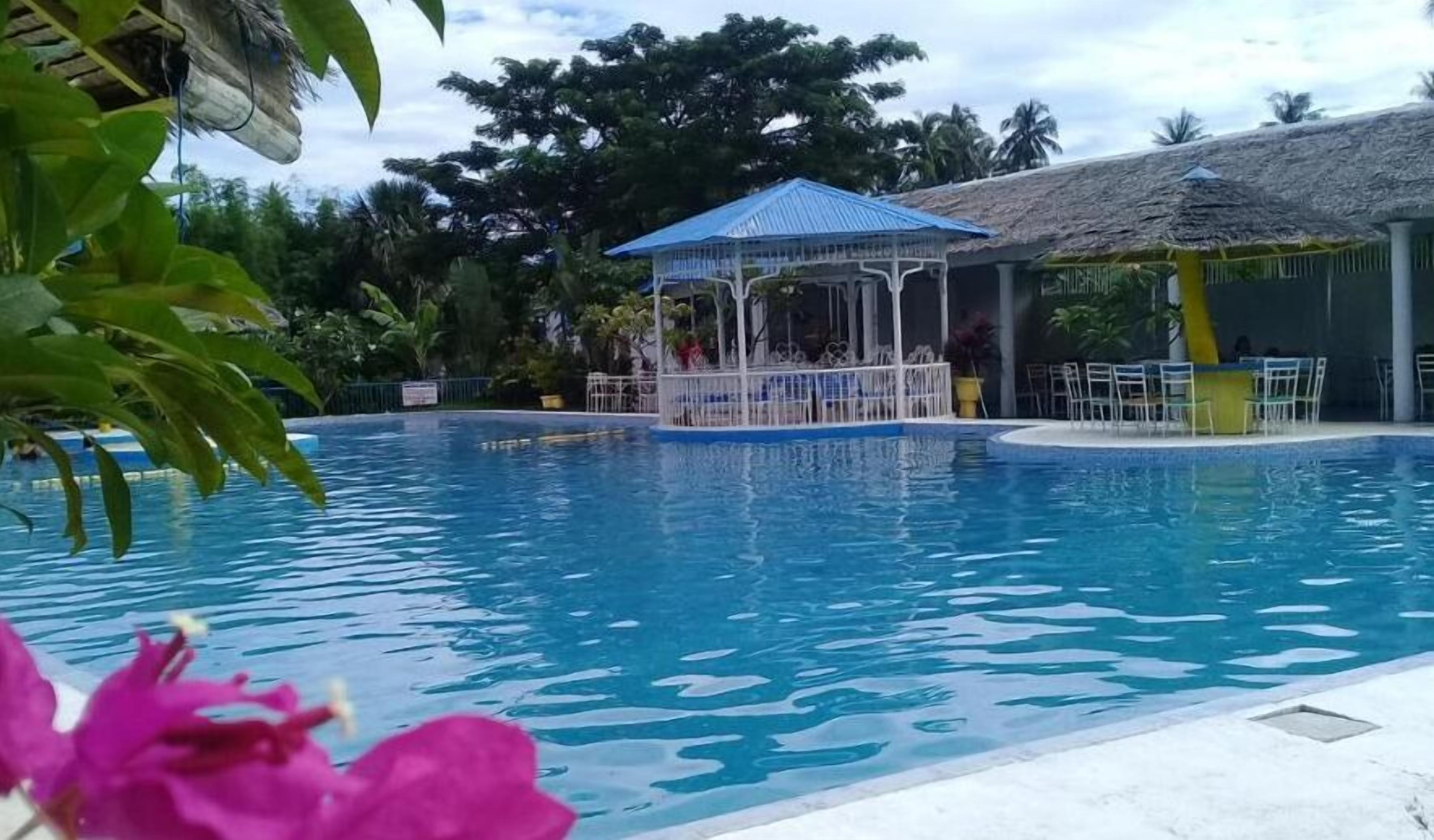 Sweet Water Resort 3*