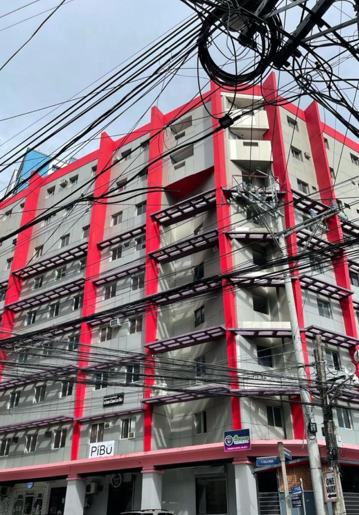 OYO 809 Crowne One Condo 2*