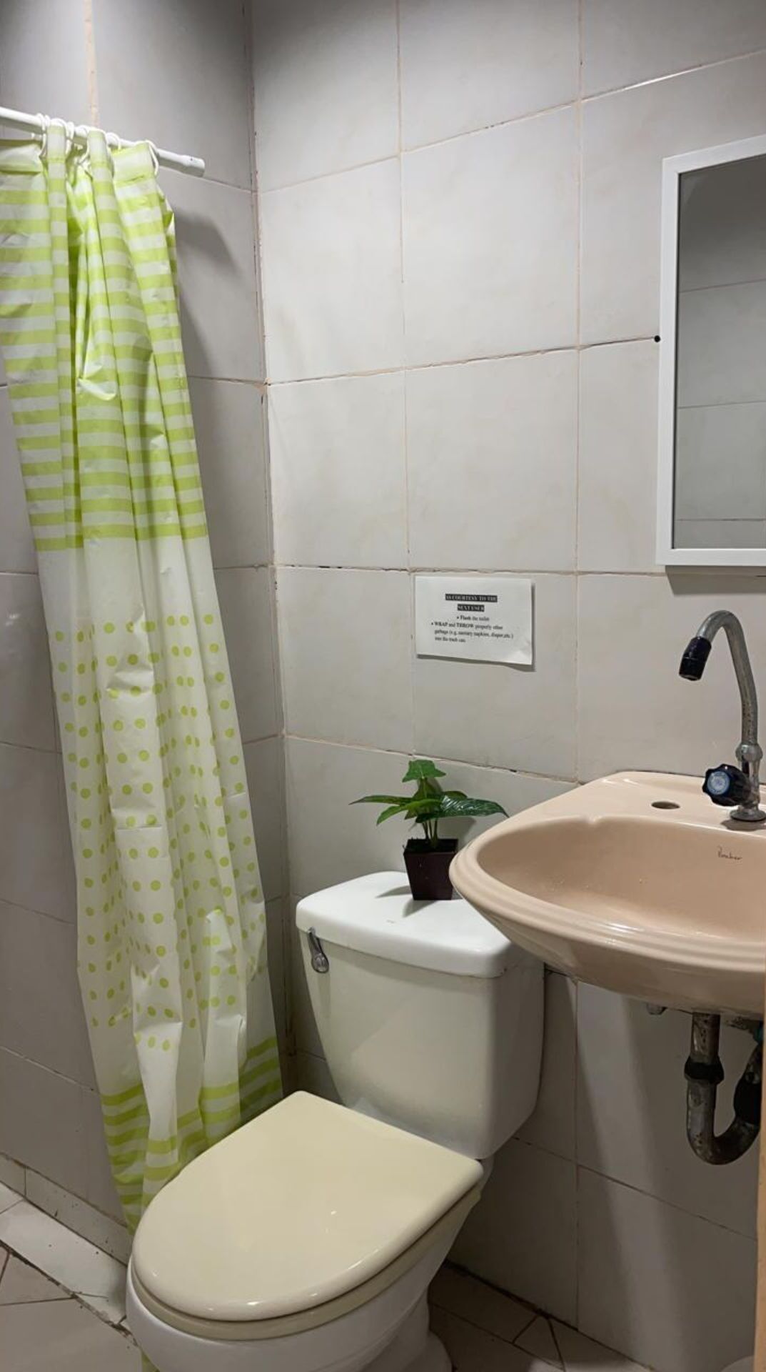 OYO 809 Crowne One Condo 2*