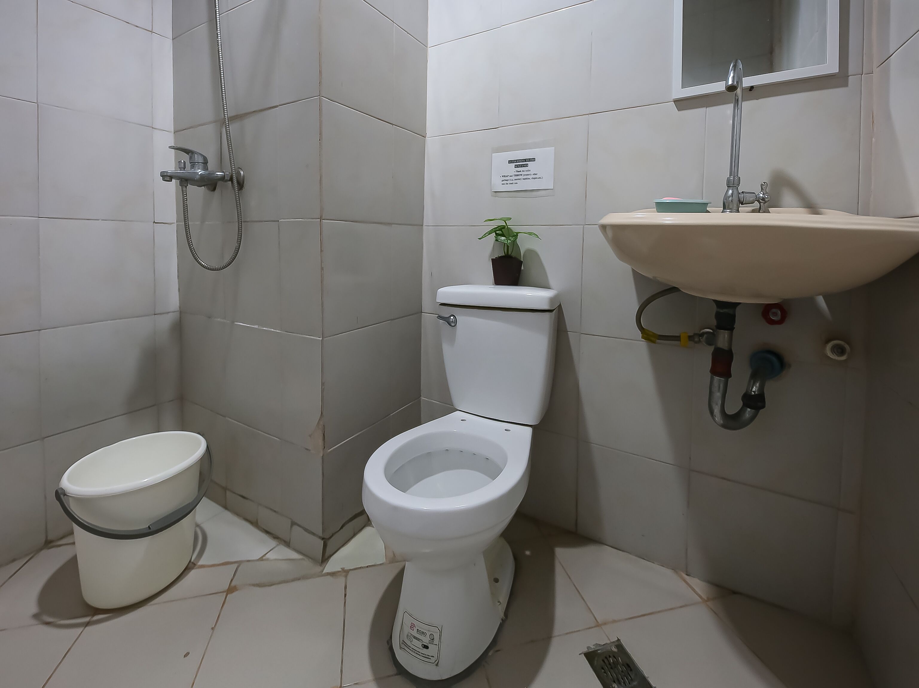 OYO 809 Crowne One Condo 2*