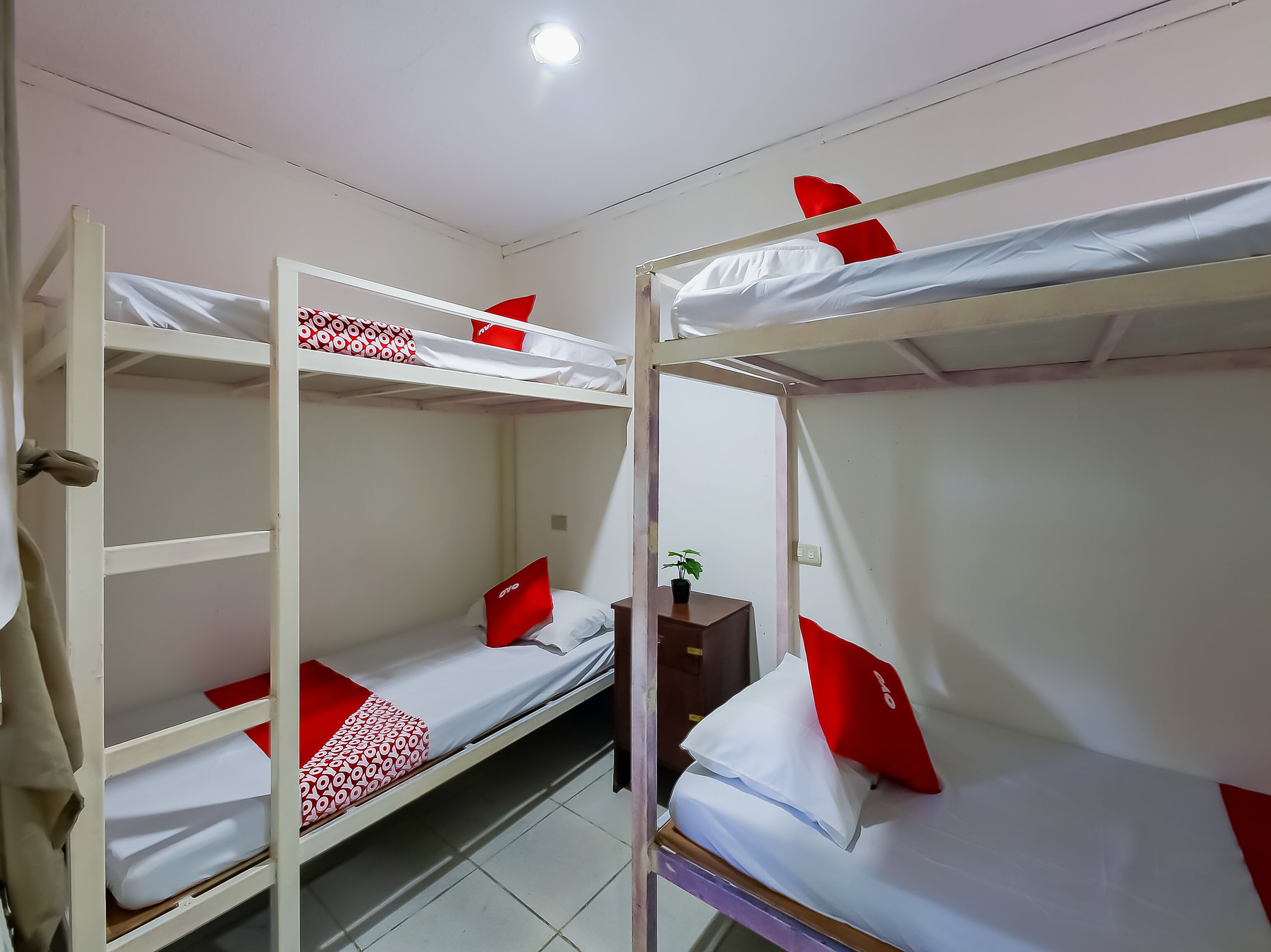 OYO 809 Crowne One Condo 2*