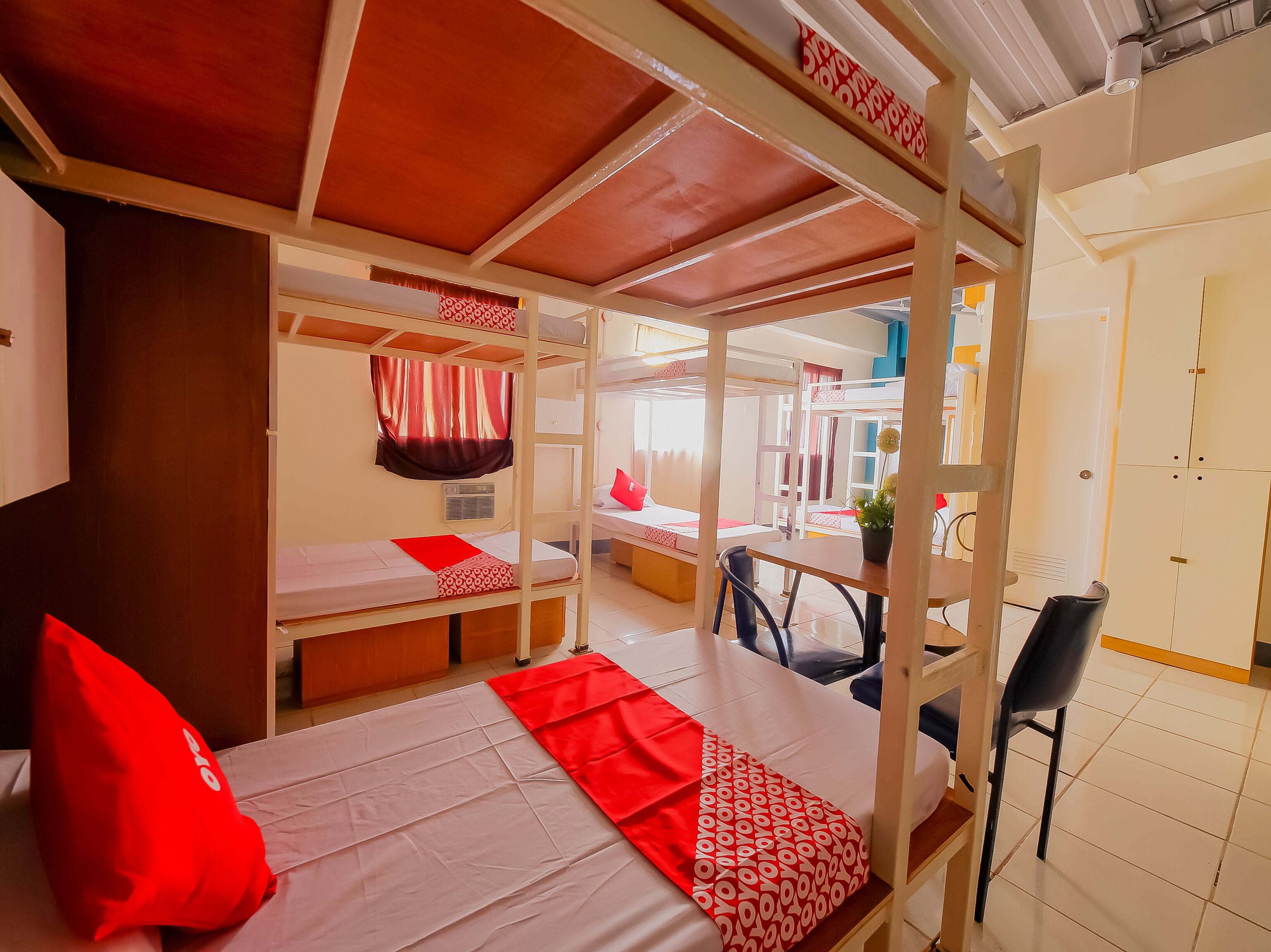 OYO 809 Crowne One Condo 2*
