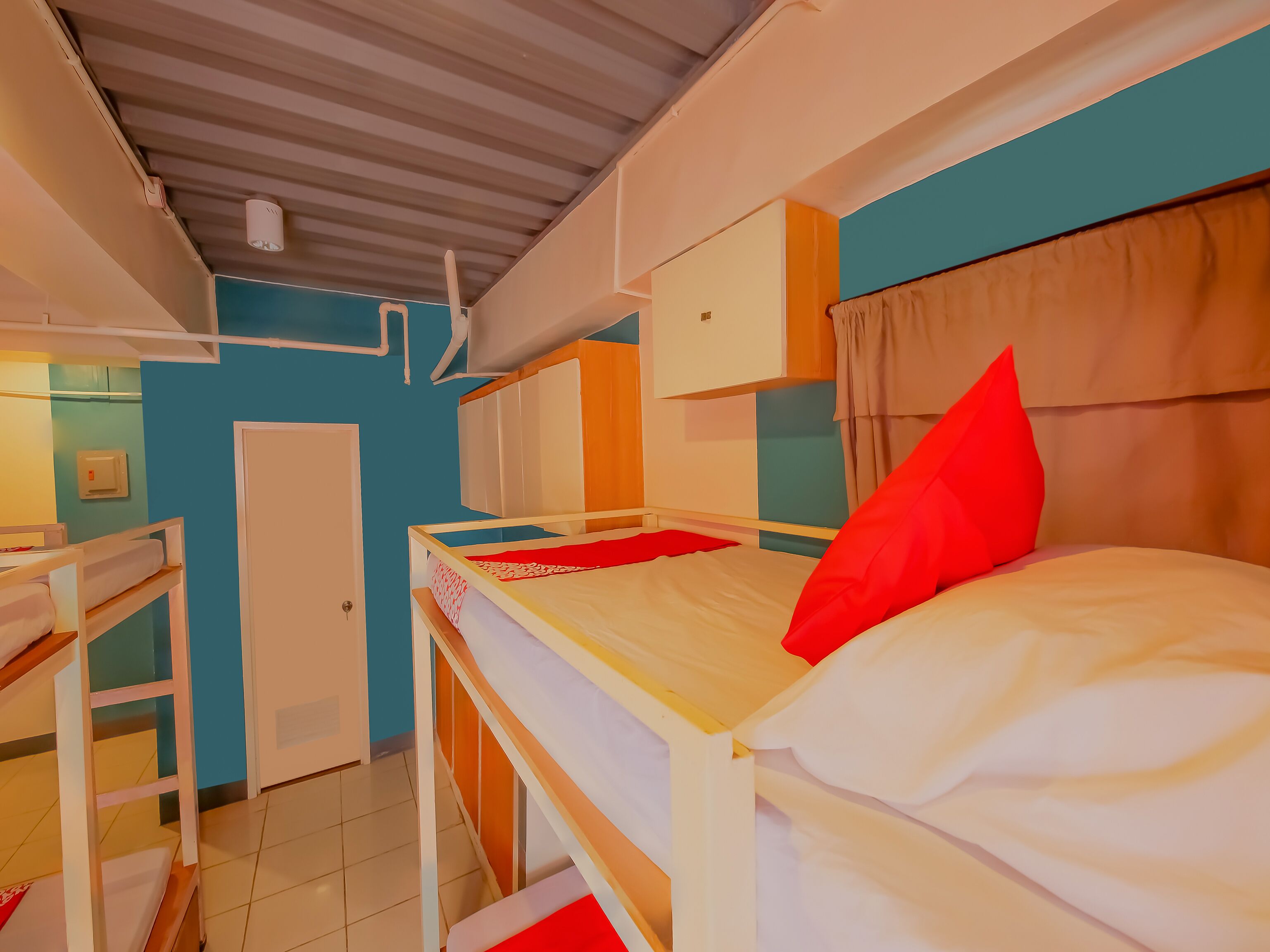 OYO 809 Crowne One Condo 2*