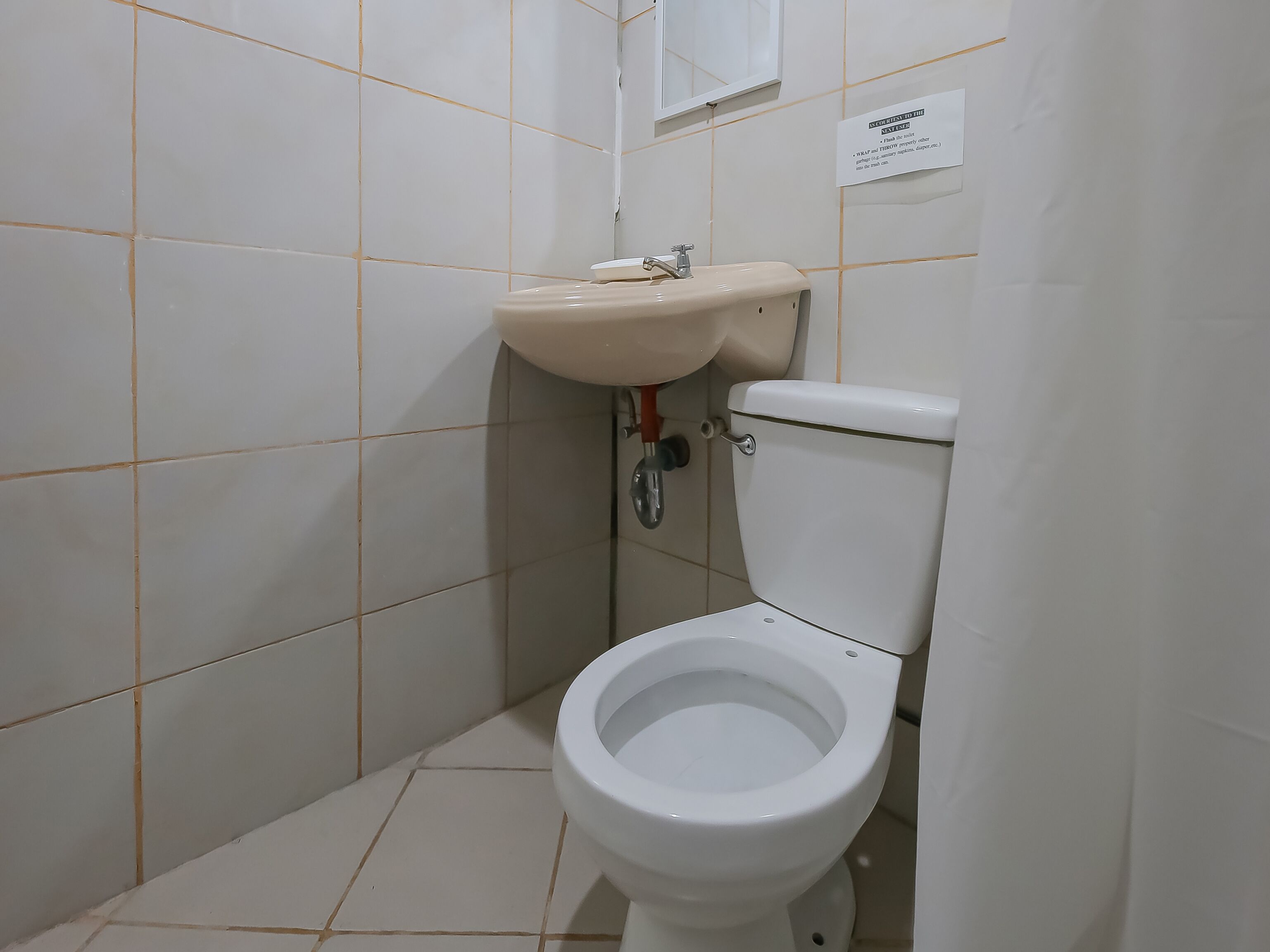 OYO 809 Crowne One Condo 2*