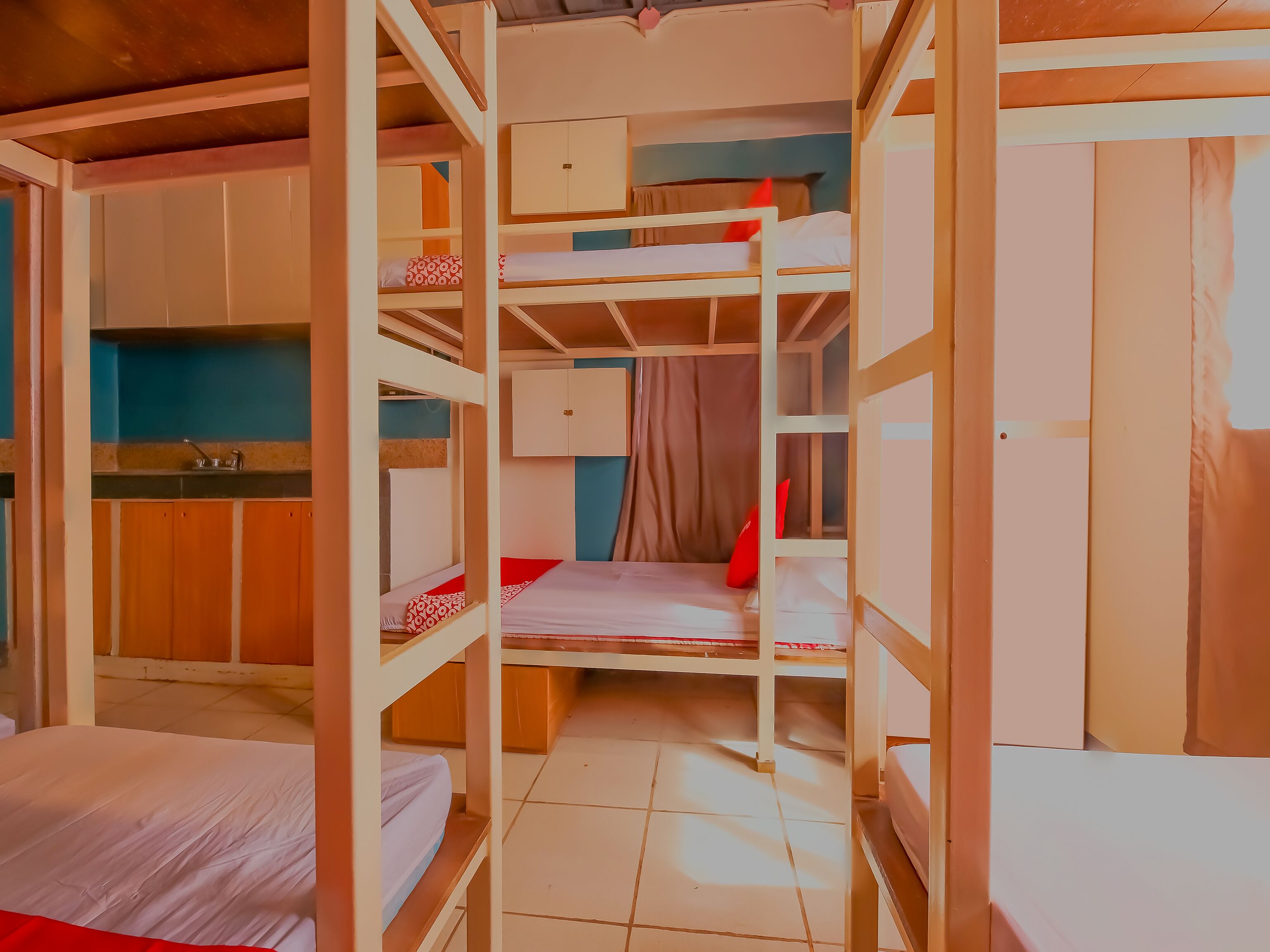 OYO 809 Crowne One Condo 2*