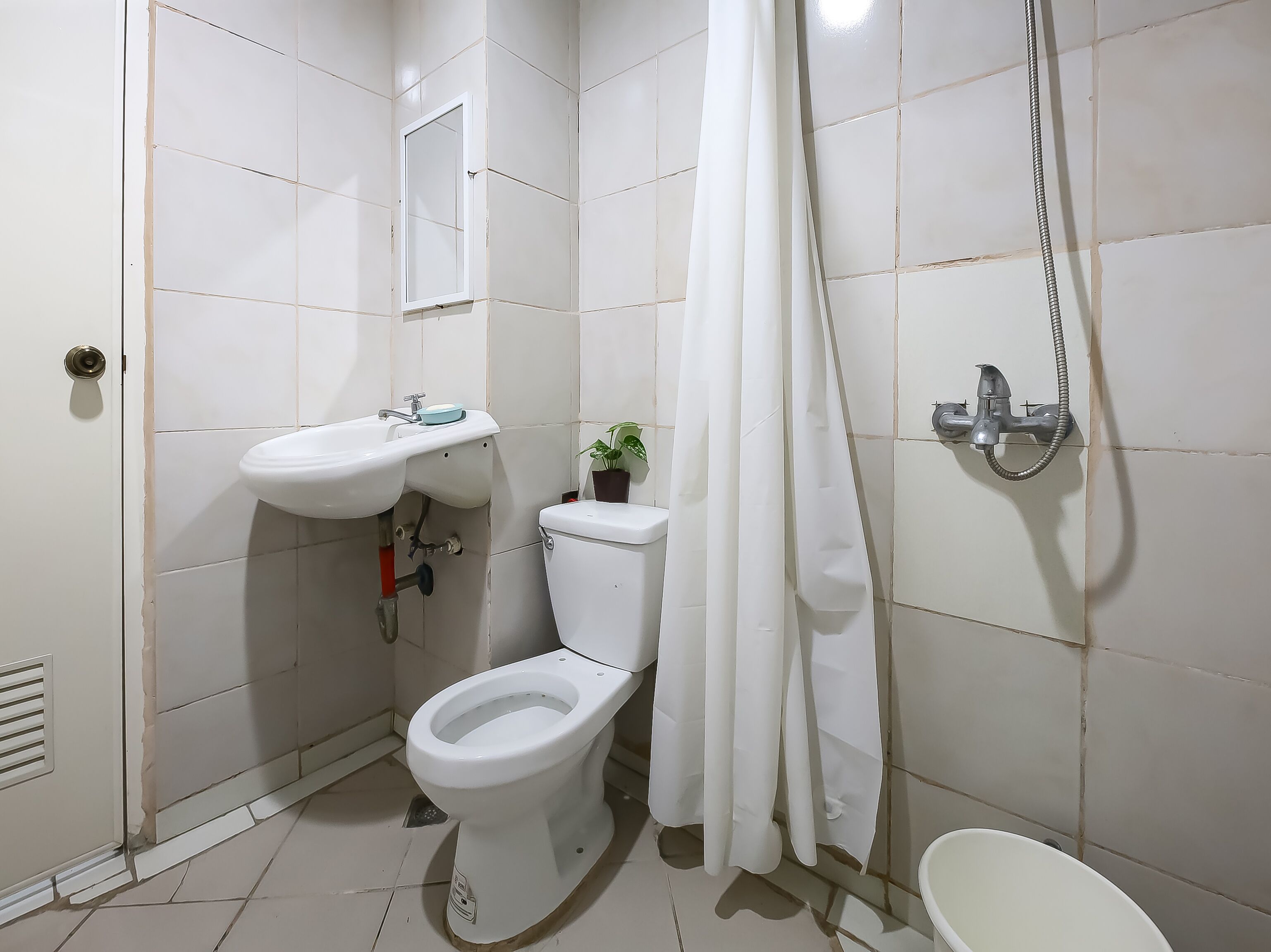 OYO 809 Crowne One Condo 2*