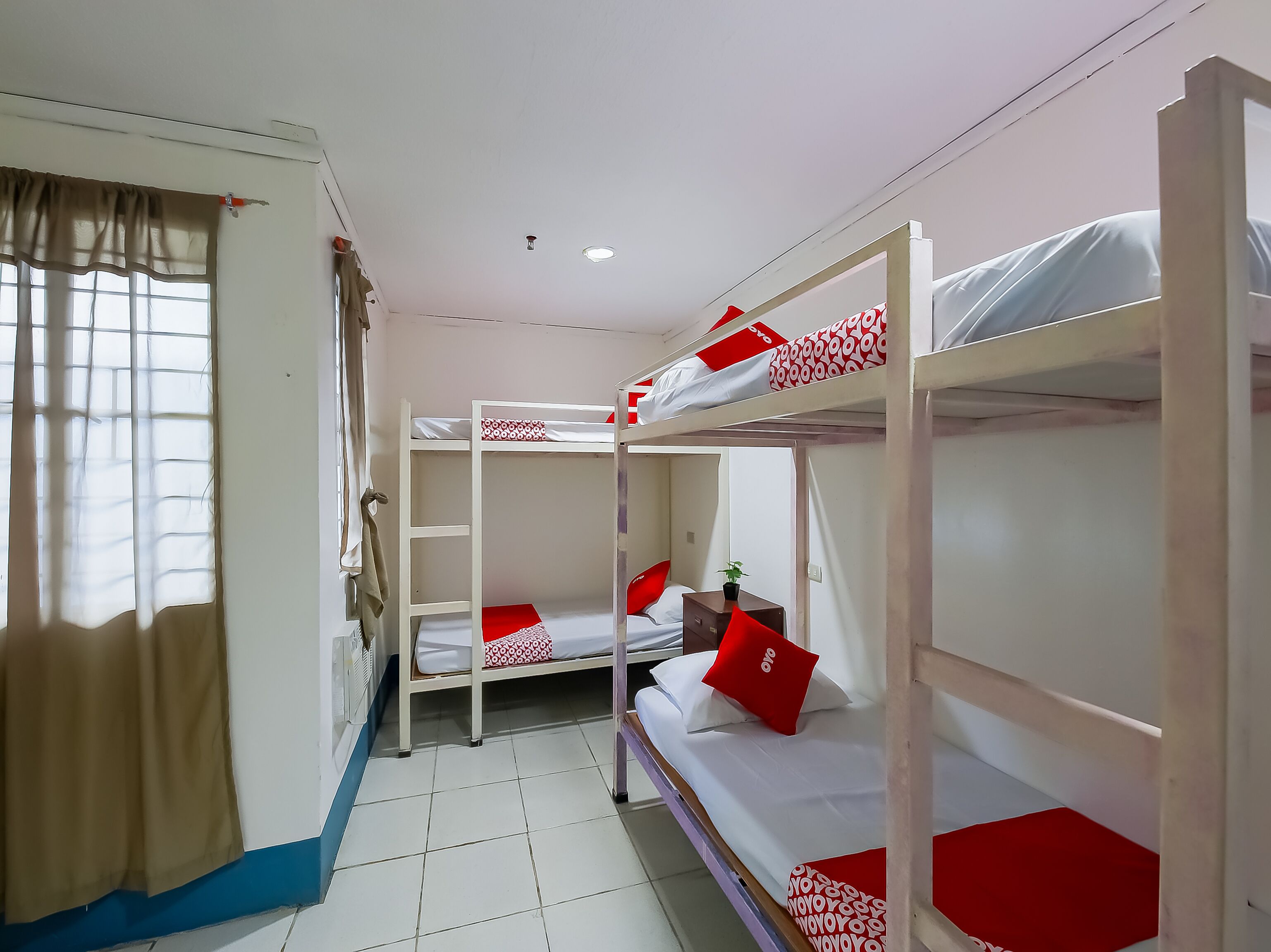 OYO 809 Crowne One Condo 2*