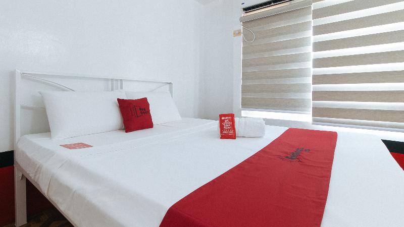 RedDoorz @ The Providence Tower 2*