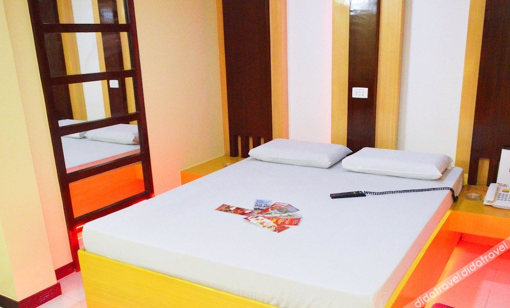 Hotel Sogo Alabang South Road 3*