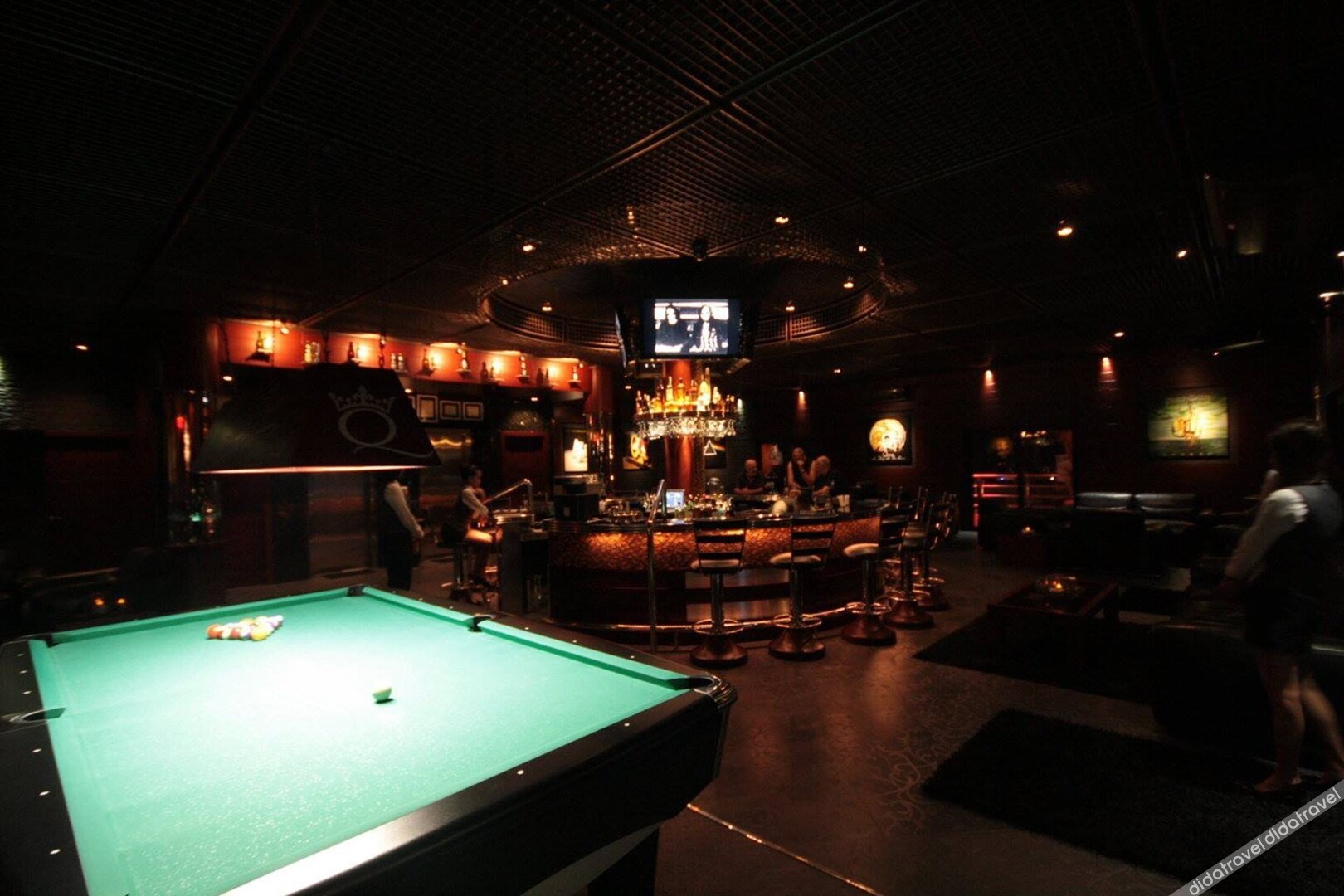 Queens Hotel Angeles City 4*